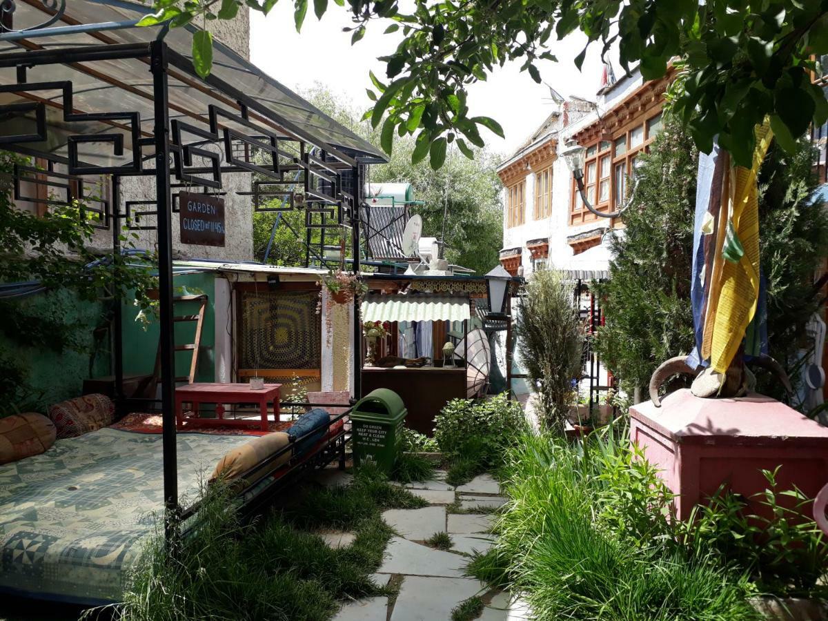 Gonbo Guest House Leh Exterior foto